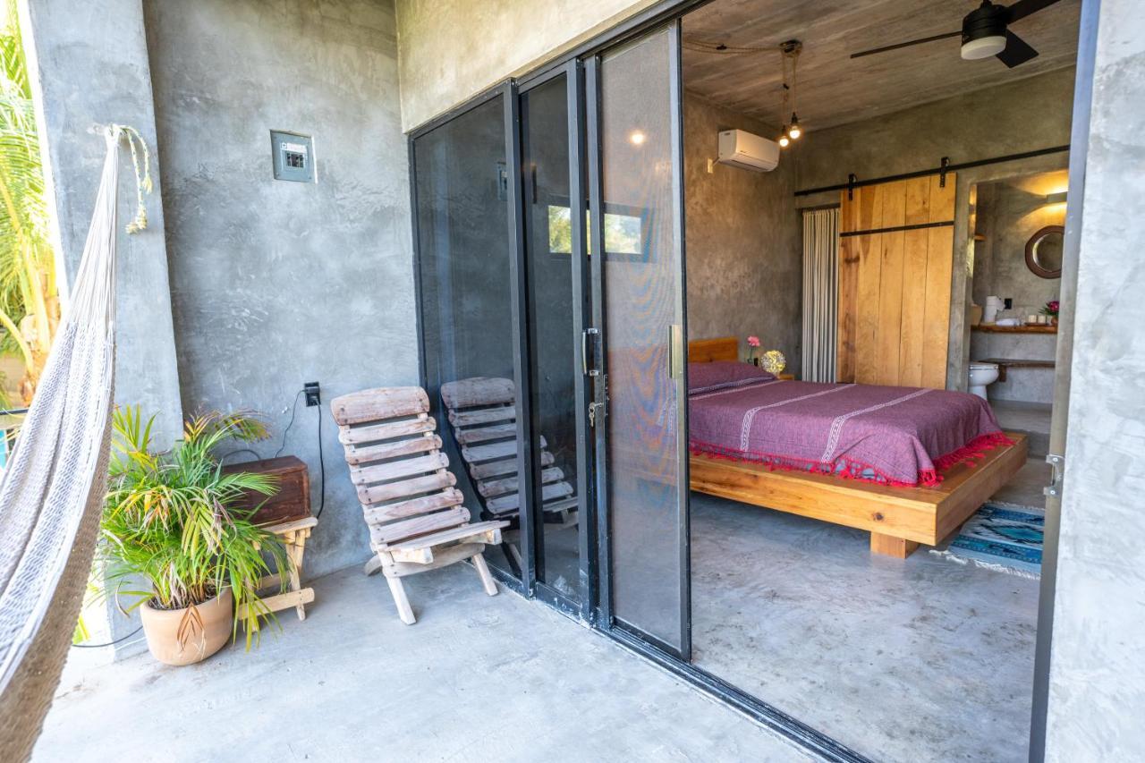Casa Monika Vista Suit ปูแอร์โตเอสกอนดิโด ภายนอก รูปภาพ